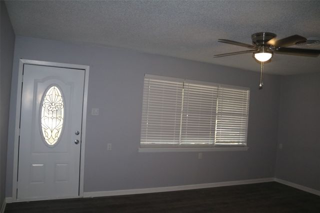 407 N Jefferson Street, Kaufman, TX 75142
