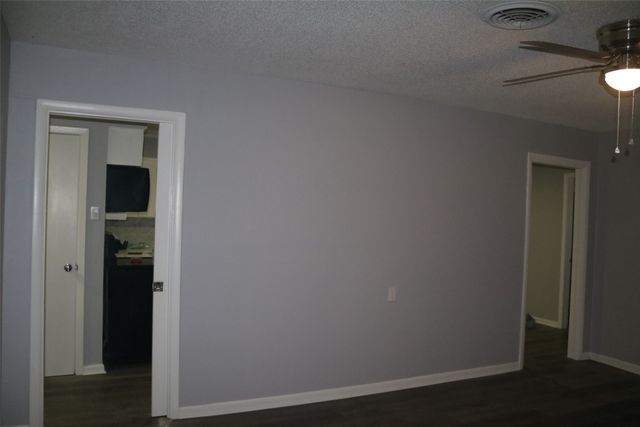 407 N Jefferson Street, Kaufman, TX 75142