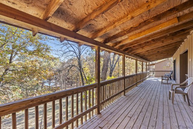 207 Bar M Lane 22, Branson West, MO 65737