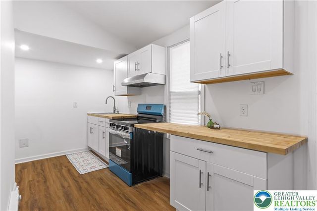 963 Wyandotte Street, Bethlehem City, PA 18015
