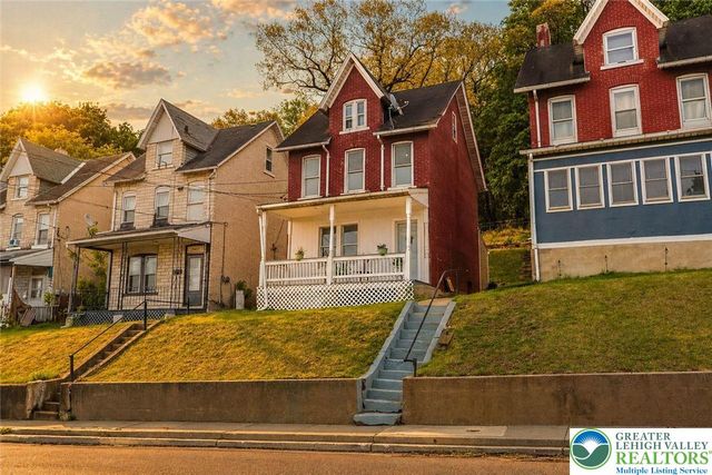 963 Wyandotte Street, Bethlehem City, PA 18015
