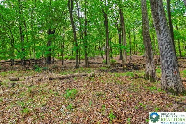 963 Wyandotte Street, Bethlehem City, PA 18015