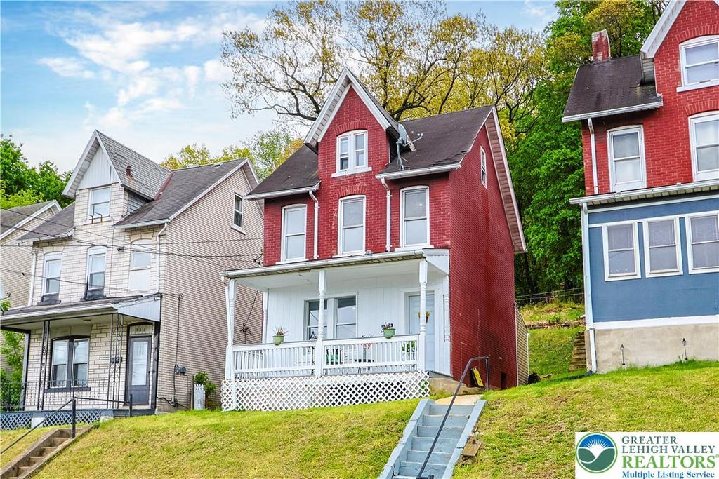 963 Wyandotte Street, Bethlehem City, PA 18015