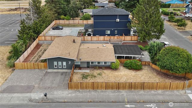 9711 Farwest Drive SW, Lakewood, WA 98498