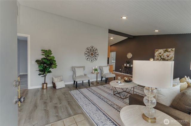 9711 Farwest Drive SW, Lakewood, WA 98498
