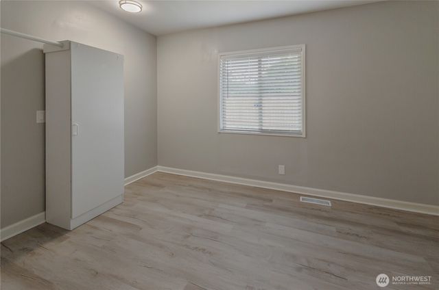 9711 Farwest Drive SW, Lakewood, WA 98498