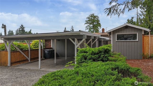 9711 Farwest Drive SW, Lakewood, WA 98498