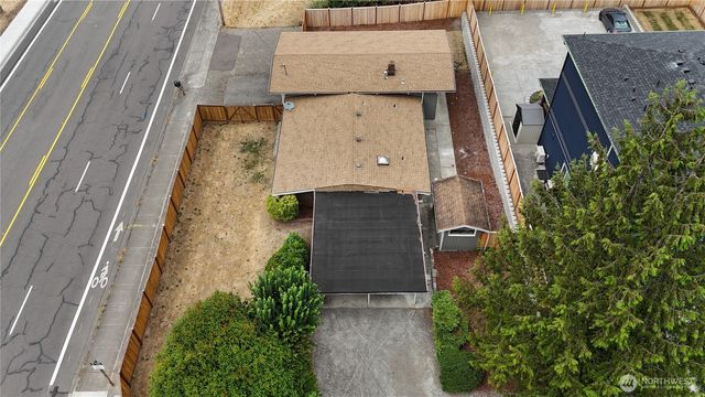9711 Farwest Drive SW, Lakewood, WA 98498