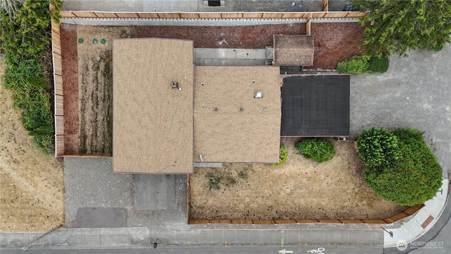 9711 Farwest Drive SW, Lakewood, WA 98498