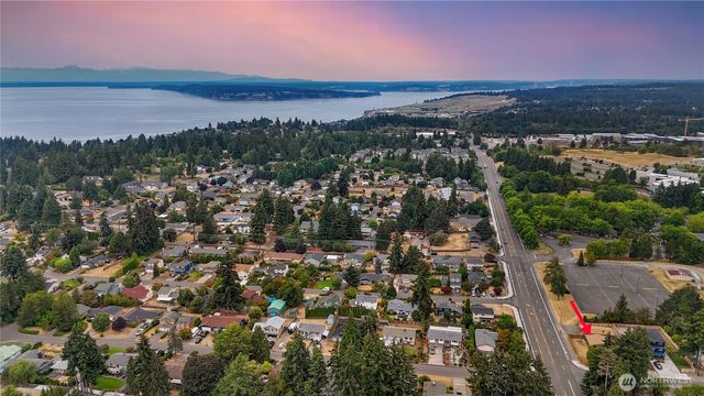 9711 Farwest Drive SW, Lakewood, WA 98498