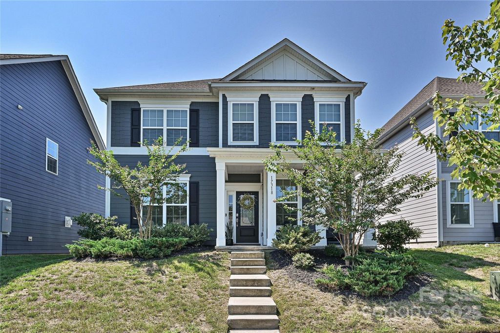 17318 Gladys Way, Davidson, NC 28036
