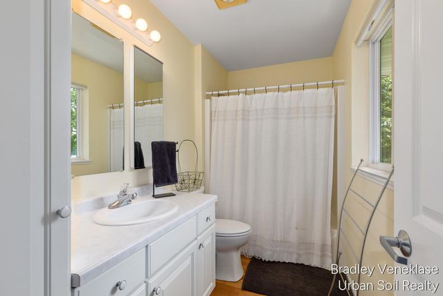 12464 S Sand Beach Drive, Grant, MI 49327