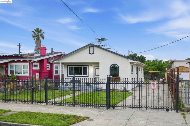 1927 83Rd Ave, Oakland, CA 94621