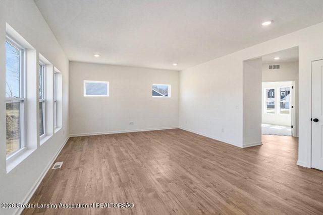 3215 E Crandell Drive, Charlotte, MI 48813