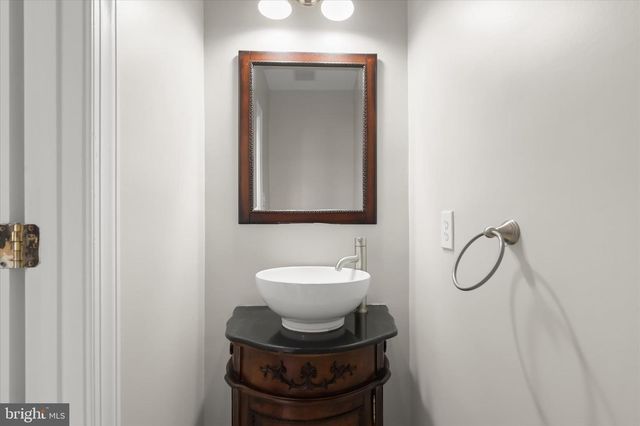 11207 BRAMBLEWOOD CT, Ijamsville, MD 21754