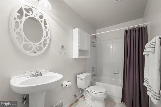 11207 BRAMBLEWOOD CT, Ijamsville, MD 21754