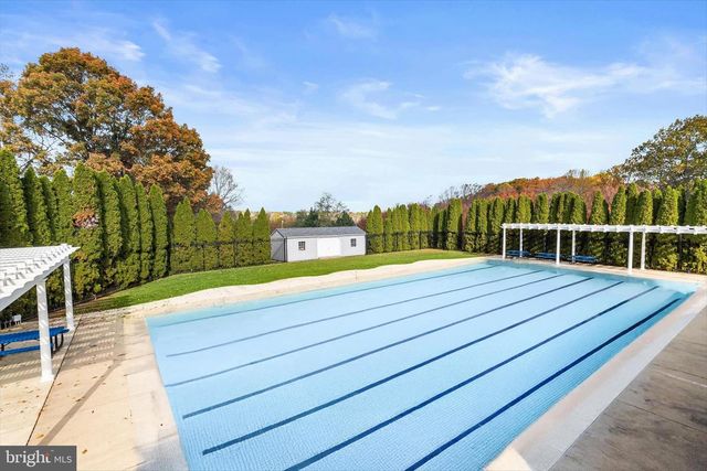 11207 BRAMBLEWOOD CT, Ijamsville, MD 21754