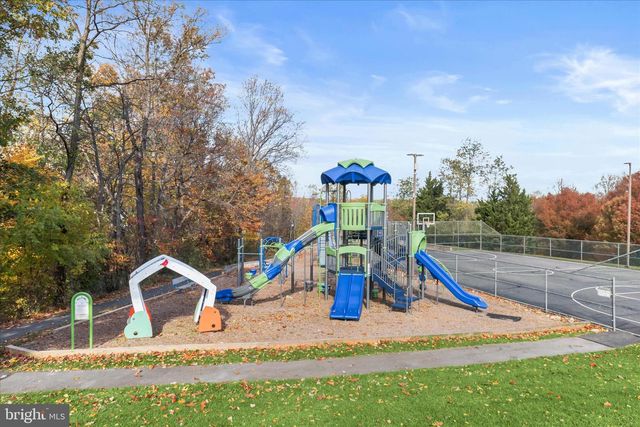 11207 BRAMBLEWOOD CT, Ijamsville, MD 21754