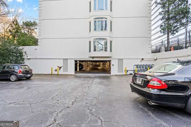 3638 Peachtree Road NE 406, Atlanta, GA 30319