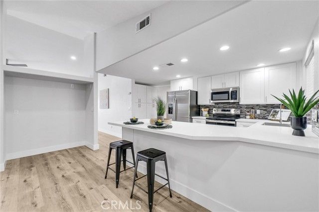 30998 Emperor, Canyon Lake, CA 92587