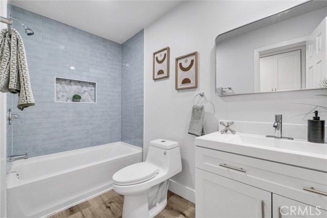 30998 Emperor, Canyon Lake, CA 92587