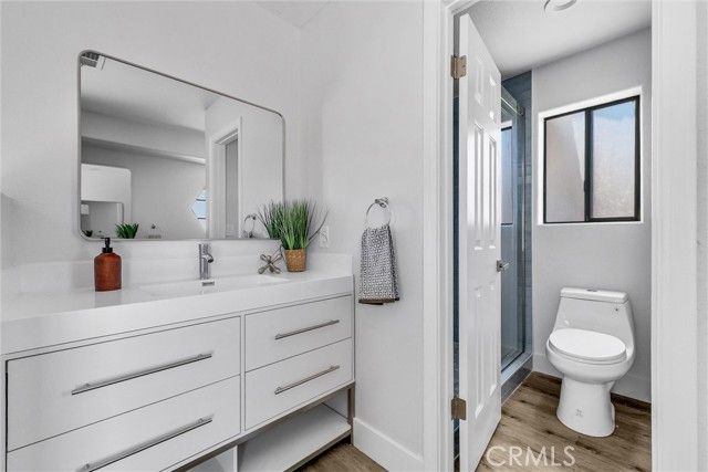 30998 Emperor, Canyon Lake, CA 92587