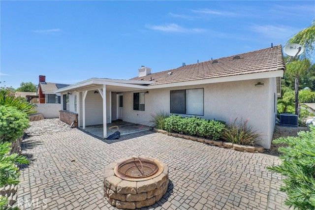 30998 Emperor, Canyon Lake, CA 92587