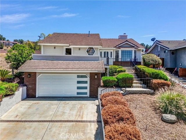 30998 Emperor, Canyon Lake, CA 92587