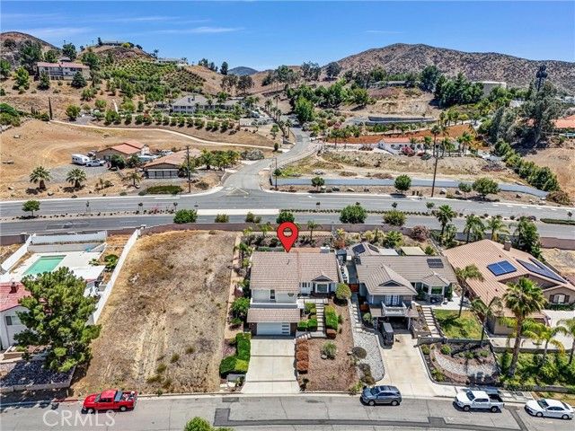 30998 Emperor, Canyon Lake, CA 92587