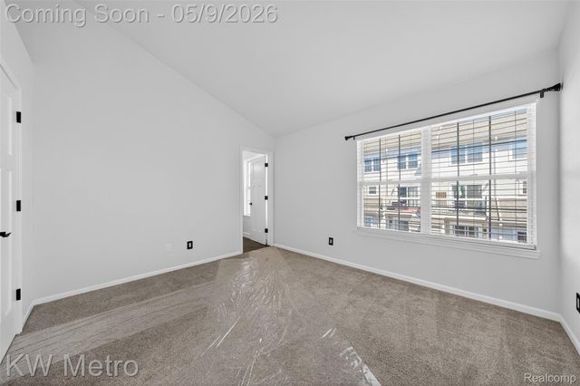 165 N Georgetown Square, Royal Oak, MI 48067