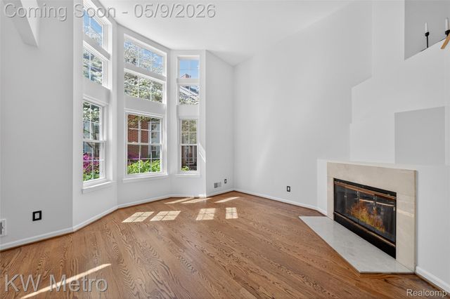 165 N Georgetown Square, Royal Oak, MI 48067