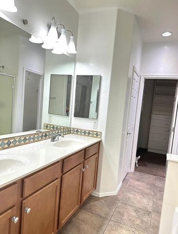 7706 S 24th Drive, Phoenix, AZ 85041