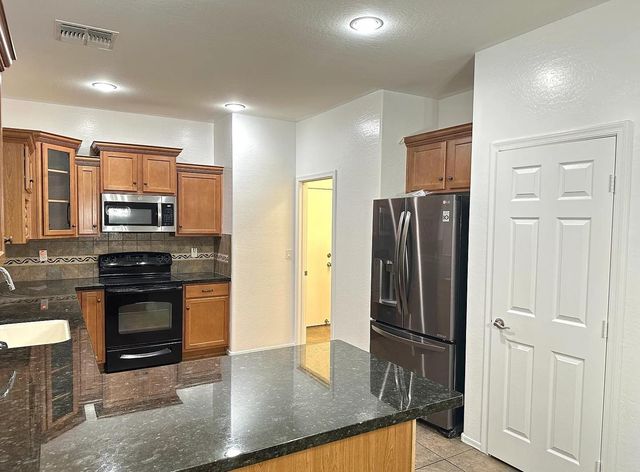 7706 S 24th Drive, Phoenix, AZ 85041