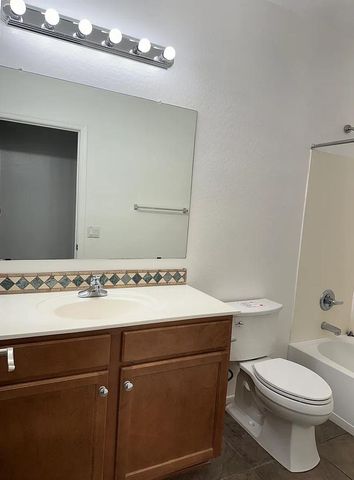 7706 S 24th Drive, Phoenix, AZ 85041