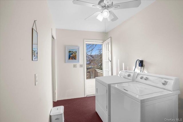 182 Connetquot Drive, Oakdale, NY 11769