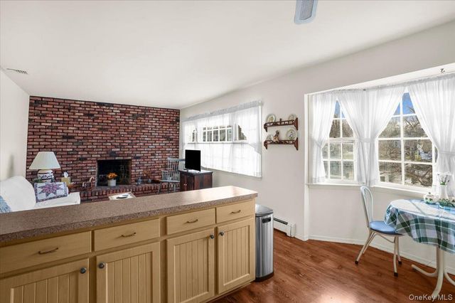 182 Connetquot Drive, Oakdale, NY 11769