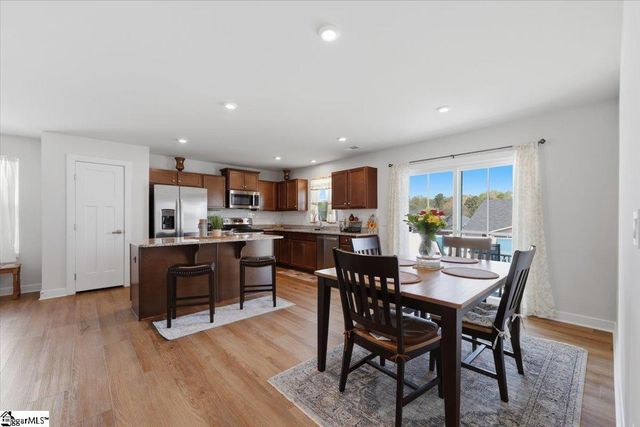 2321 Caffry Lane, Boiling Springs, SC 29316