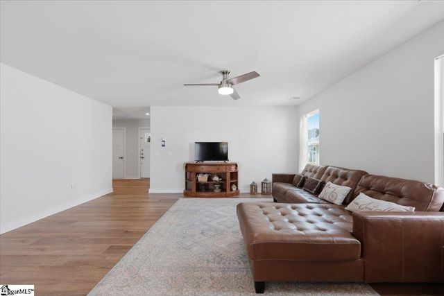 2321 Caffry Lane, Boiling Springs, SC 29316