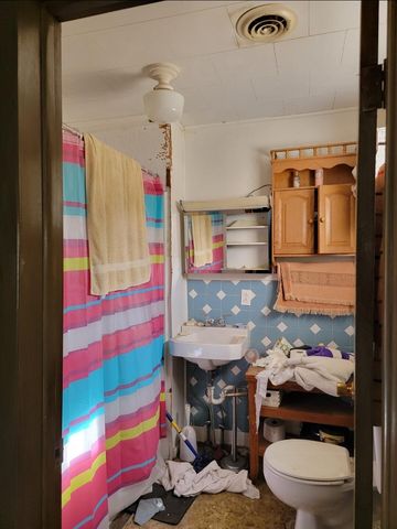 1401 E Broadway Street, Monett, MO 65708