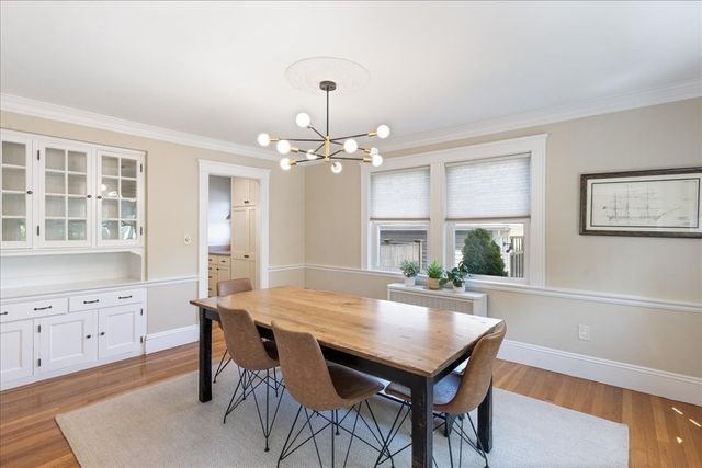 14 Stratford Rd, Melrose, MA 02176