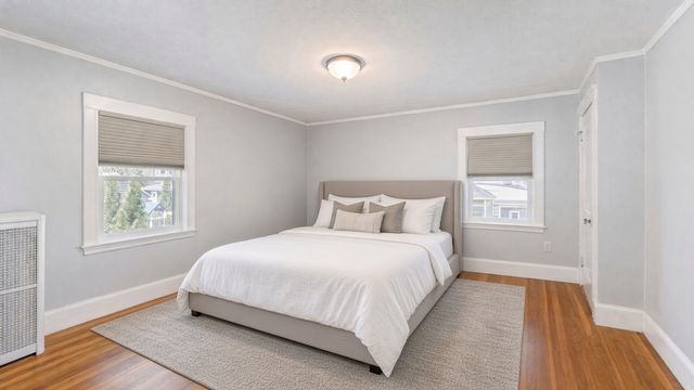 14 Stratford Rd, Melrose, MA 02176