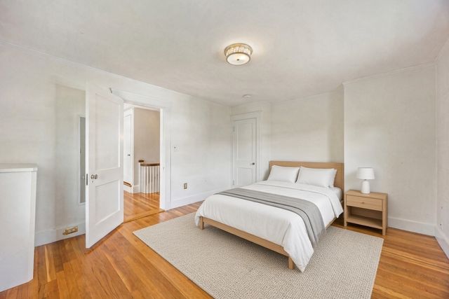 14 Stratford Rd, Melrose, MA 02176