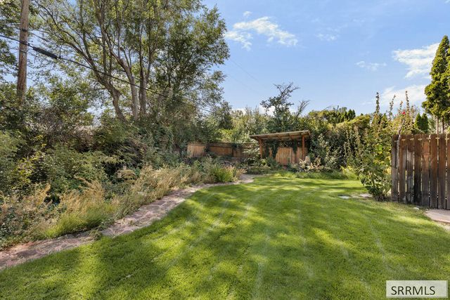1549 Westland Avenue, Idaho Falls, ID 83402