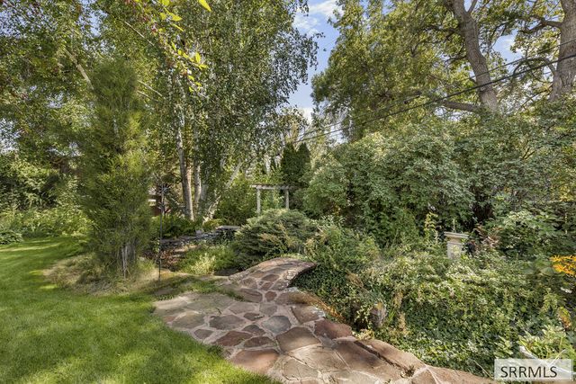 1549 Westland Avenue, Idaho Falls, ID 83402