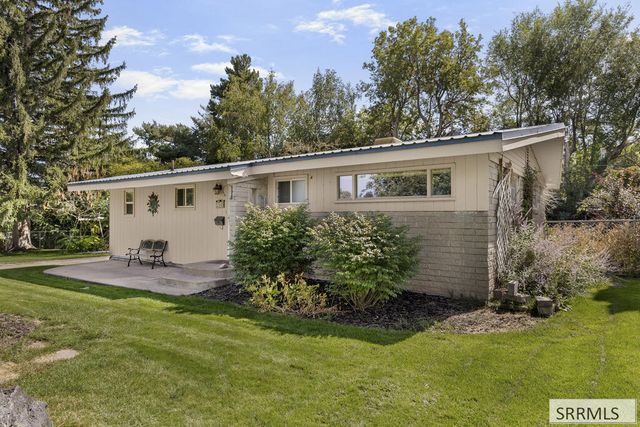 1549 Westland Avenue, Idaho Falls, ID 83402