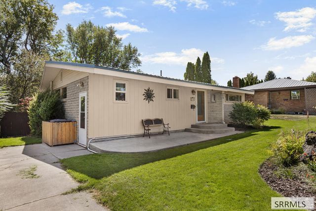 1549 Westland Avenue, Idaho Falls, ID 83402