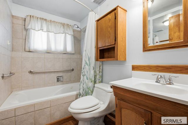 1549 Westland Avenue, Idaho Falls, ID 83402