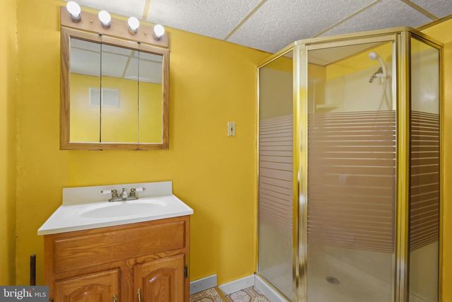 148 MONROE ST, Bethlehem, PA 18017