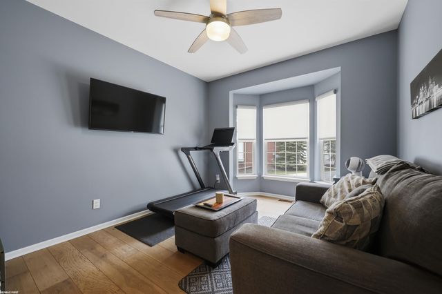 2747 Castlemartin Court, Oakland, MI 48306