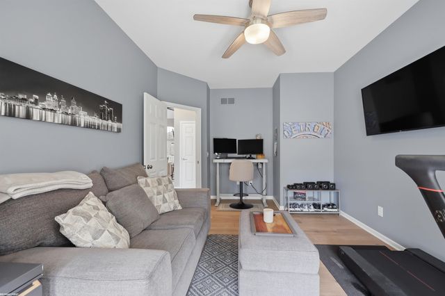 2747 Castlemartin Court, Oakland, MI 48306